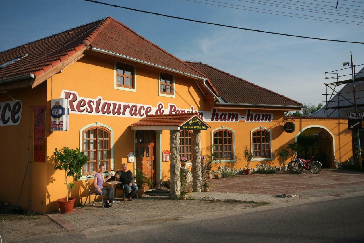 Hotel Ham-Ham National Park Havraníky Exterior foto